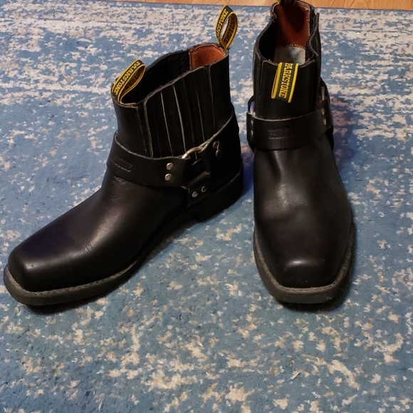 Parkside Black LeatherShort Boots size 10 1/2 - Picture 1 of 10